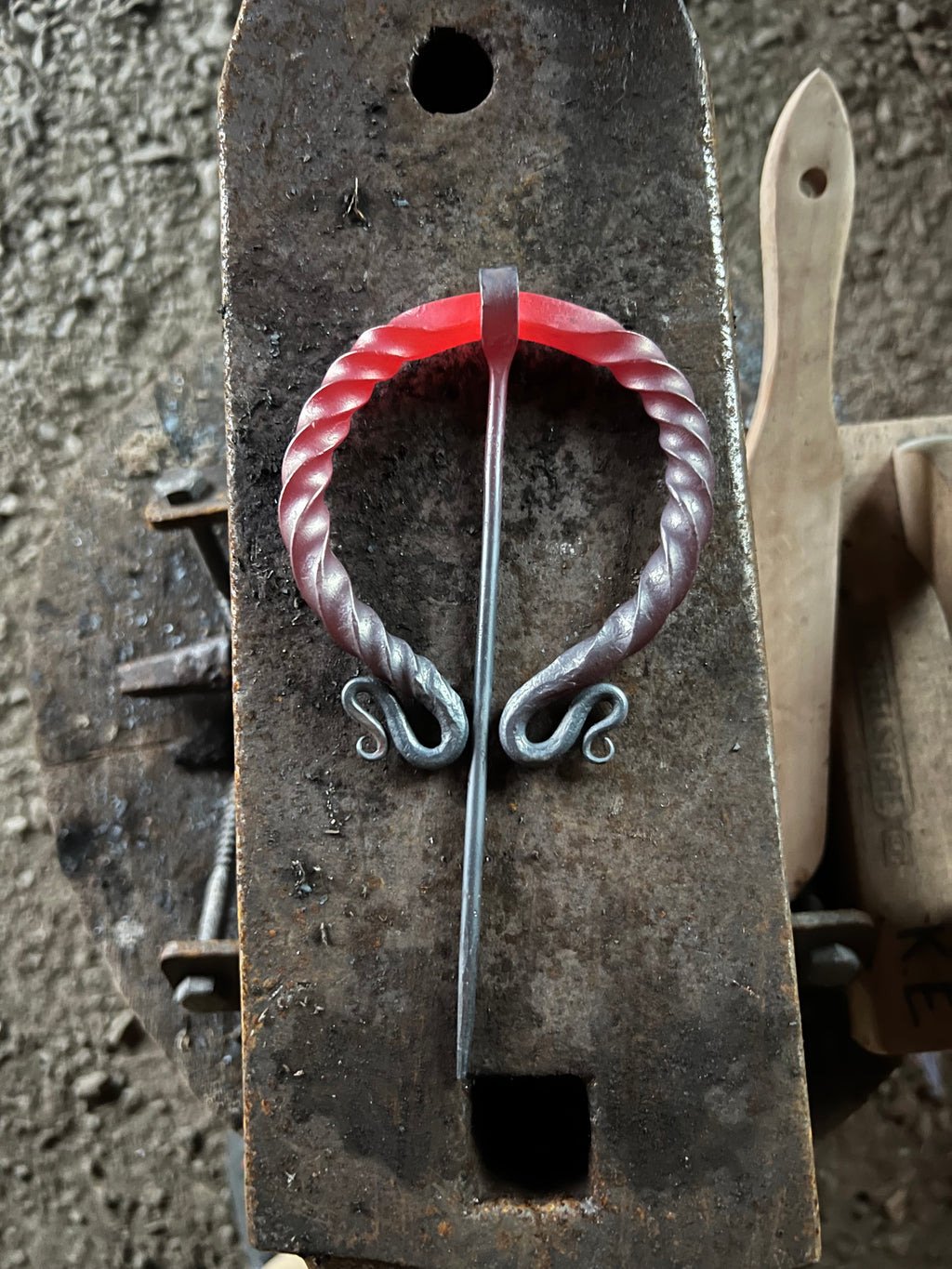 Penannular cloak brooch