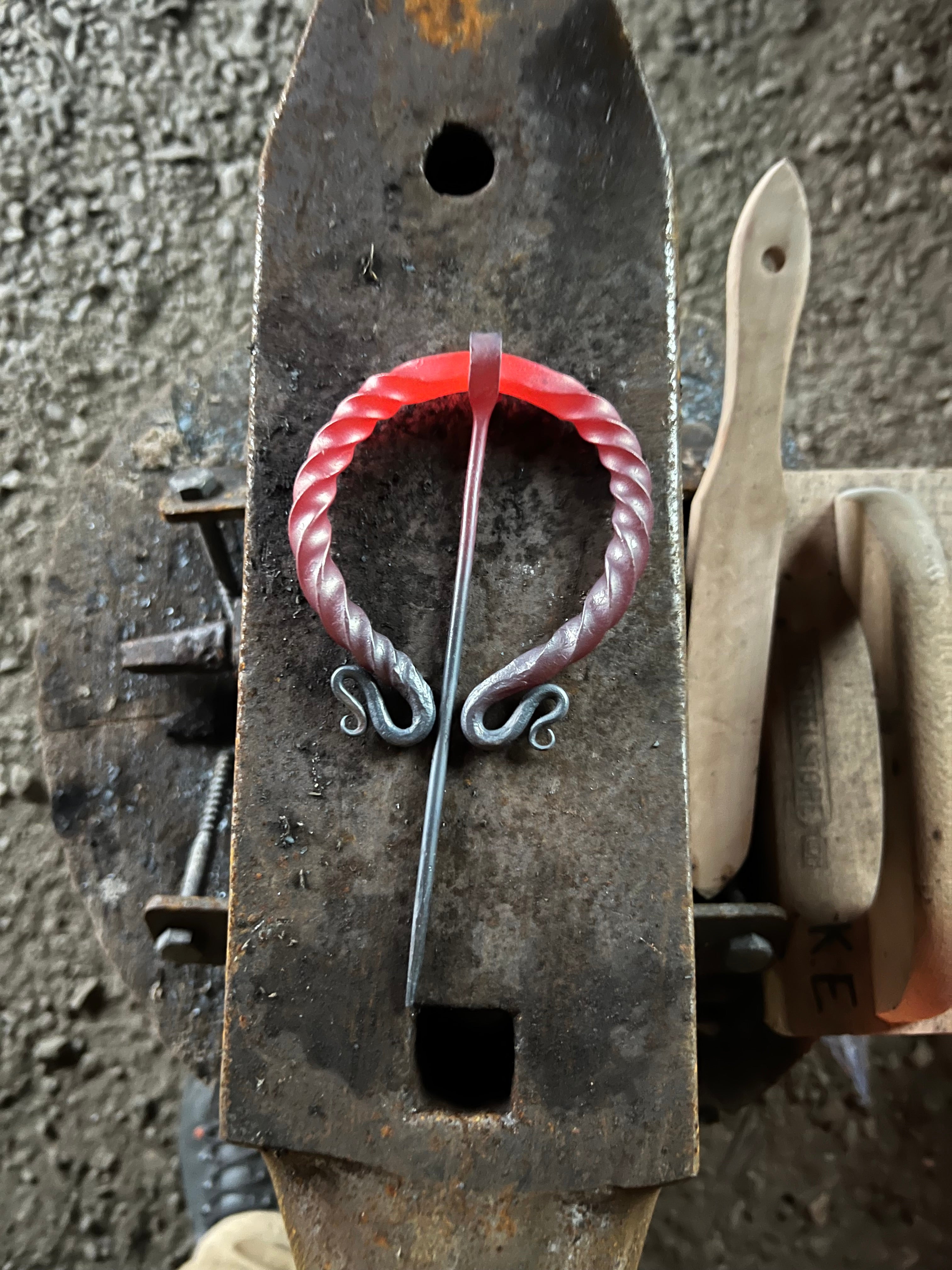 Penannular cloak brooch