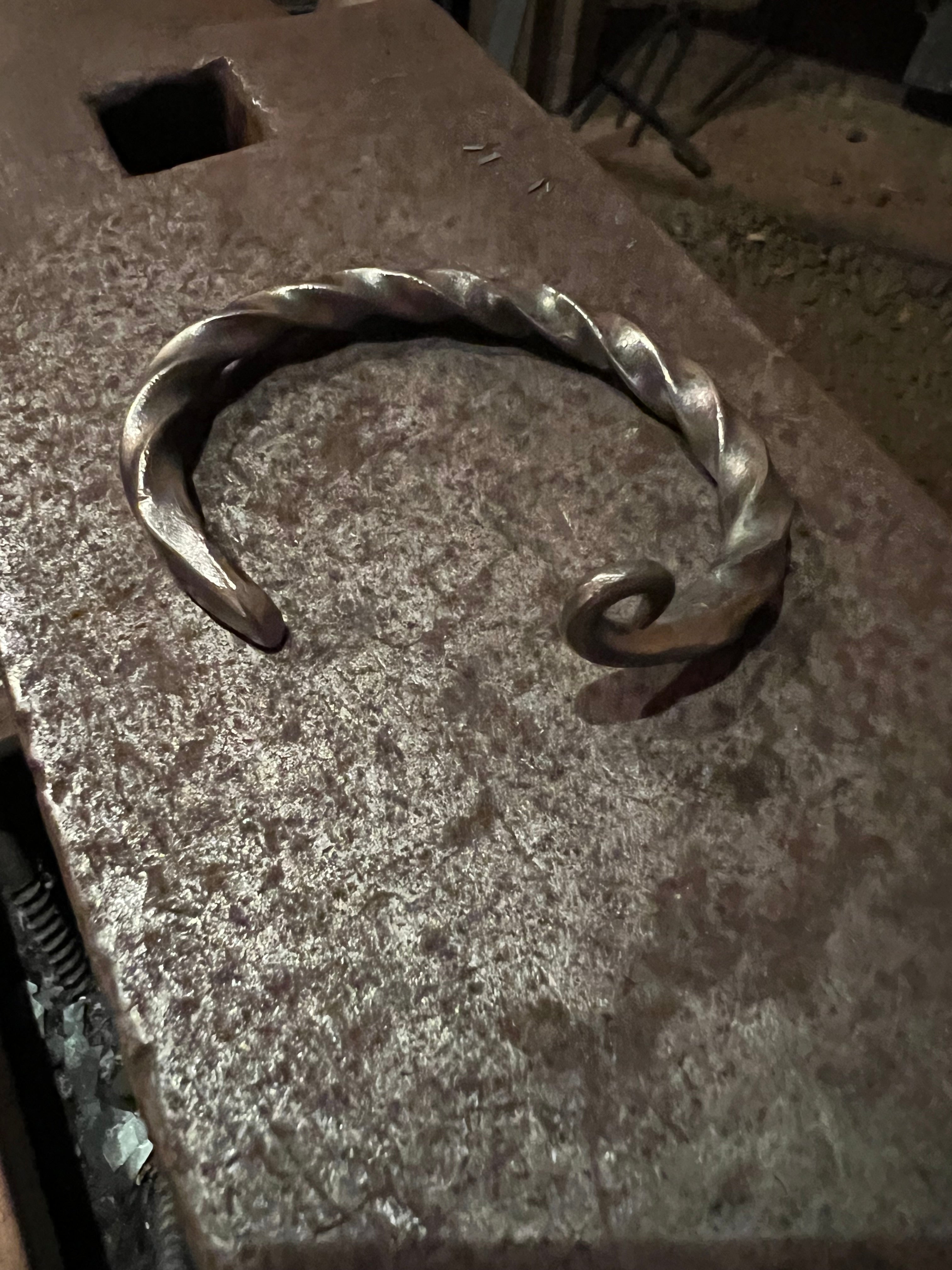 Jormungandr bracelet