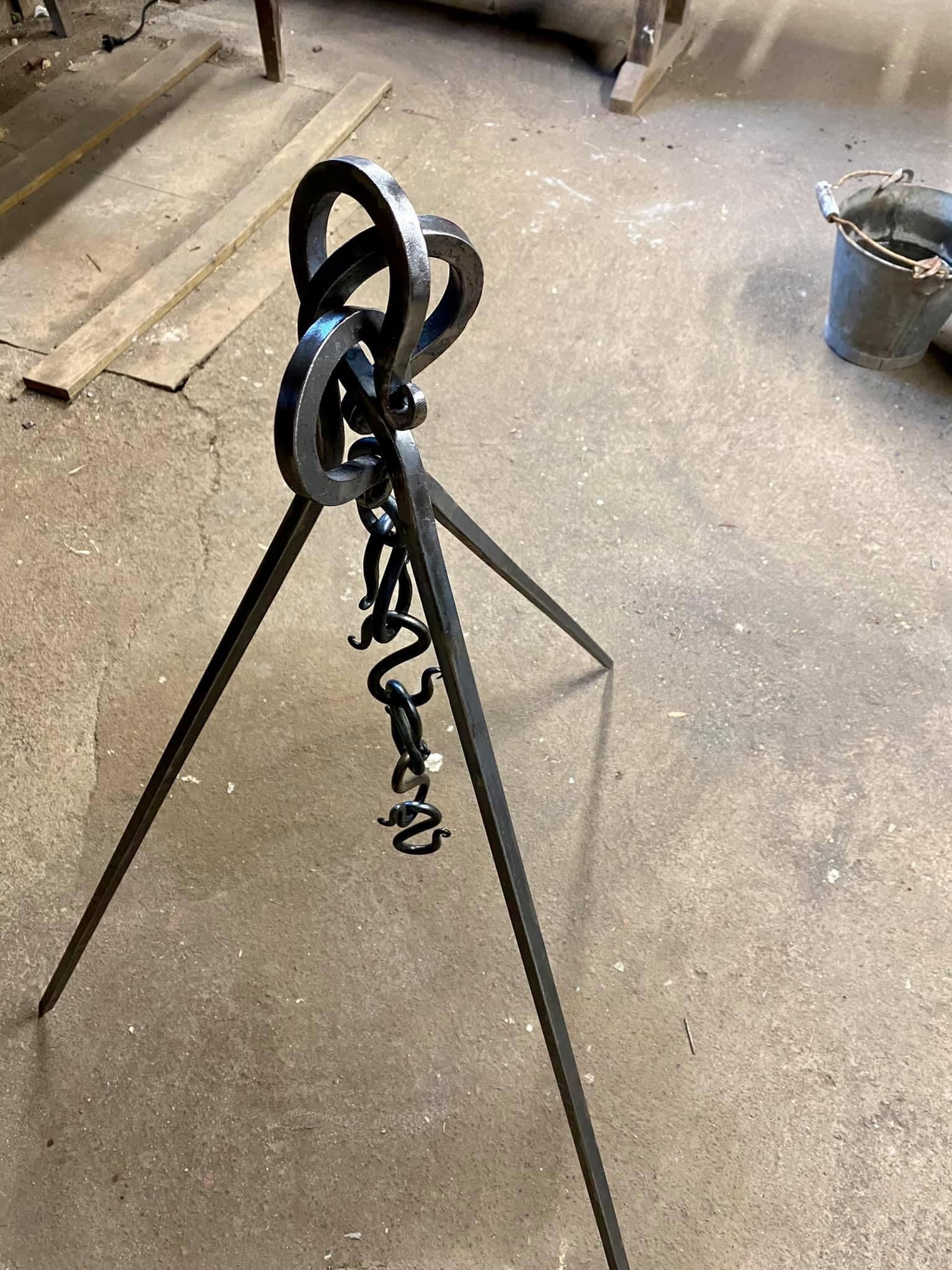 Blacksmith’s tripod